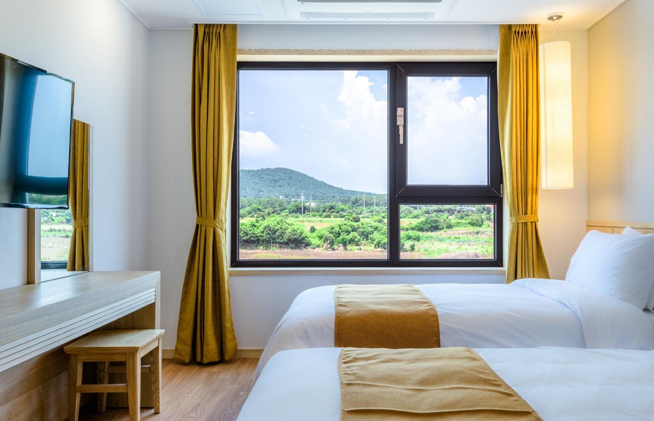 Thira Hotel Sogüpcho Exteriér fotografie