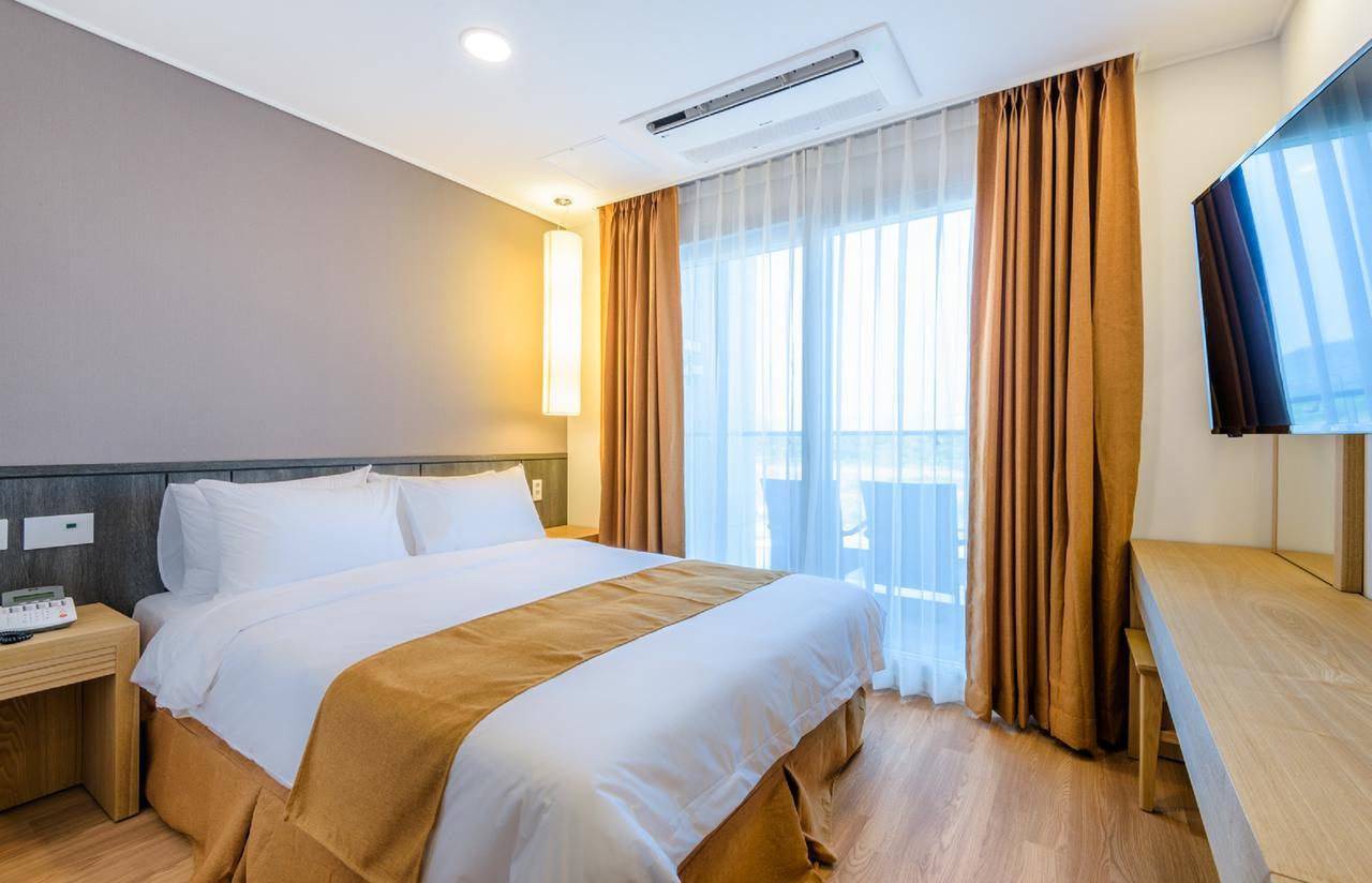 Thira Hotel Sogüpcho Exteriér fotografie