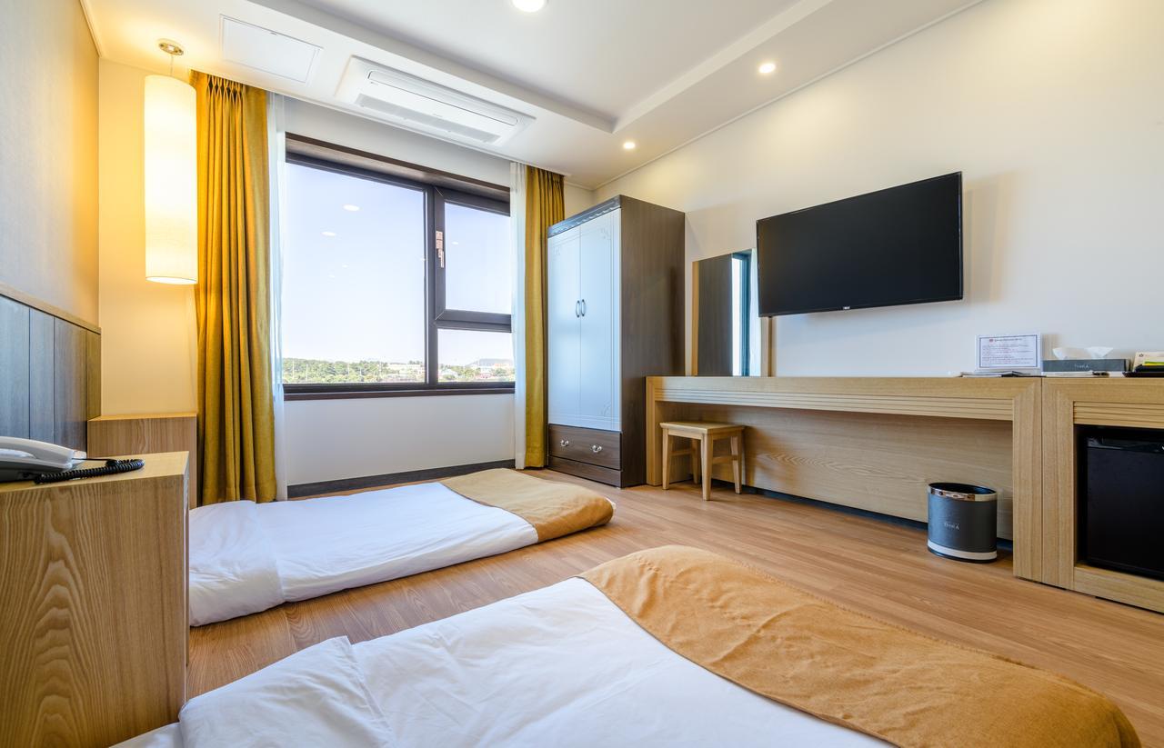 Thira Hotel Sogüpcho Exteriér fotografie